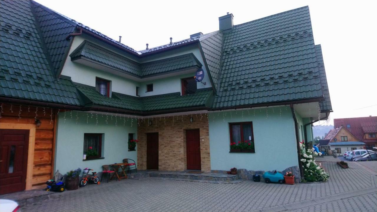 Pokoje Goscinne Betka 穆扎希赫尔 外观 照片